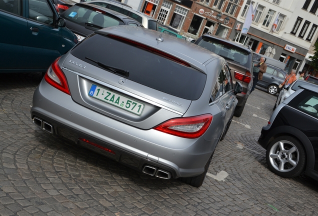 Mercedes-Benz CLS 63 AMG X218 Shooting Brake