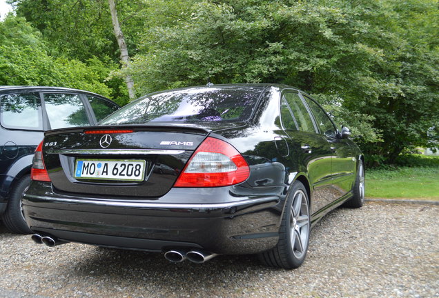 Mercedes-Benz E 63 AMG