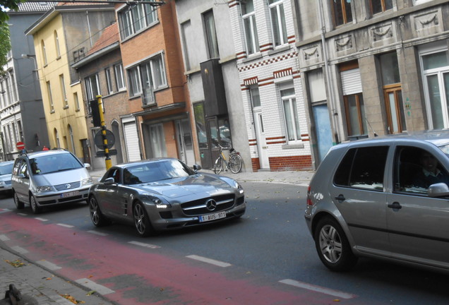 Mercedes-Benz SLS AMG