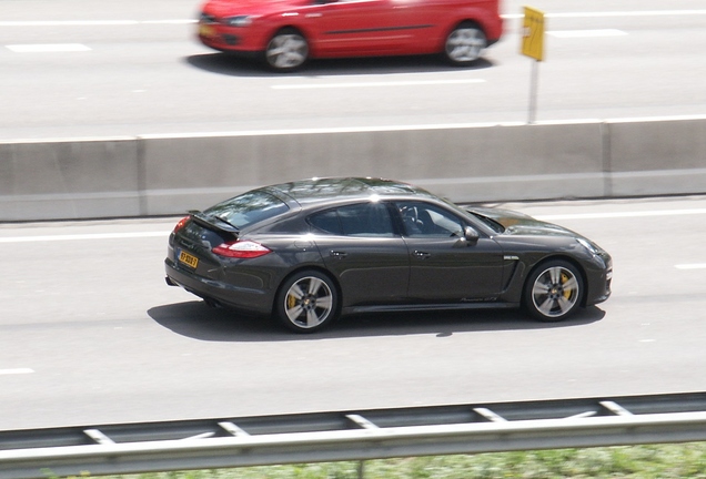 Porsche 970 Panamera GTS MkI