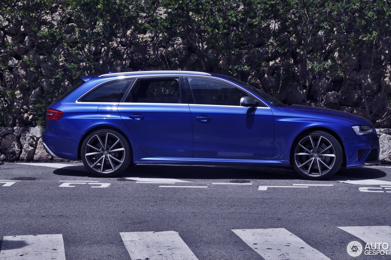 Audi RS4 Avant B8