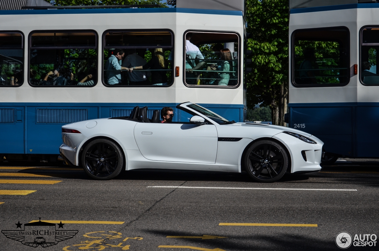 Jaguar F-TYPE S V8 Convertible