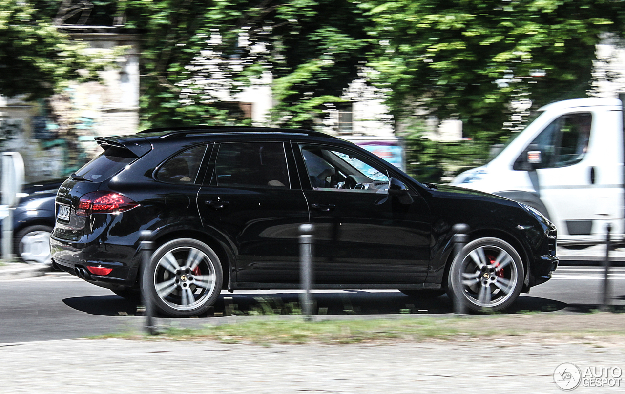 Porsche 958 Cayenne GTS