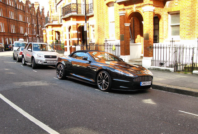 Aston Martin DBS Volante