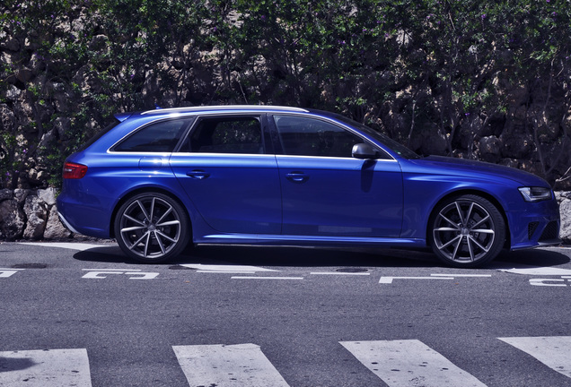 Audi RS4 Avant B8