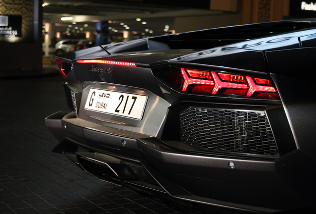 Lamborghini Aventador LP700-4