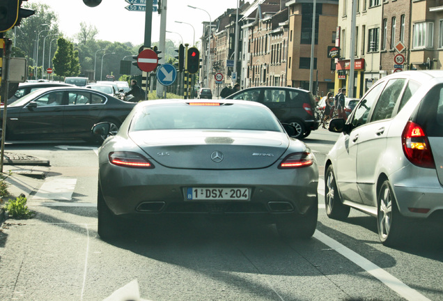 Mercedes-Benz SLS AMG