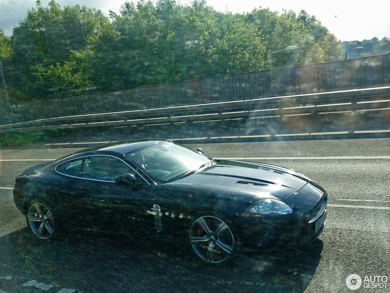 Jaguar XKR Portfolio