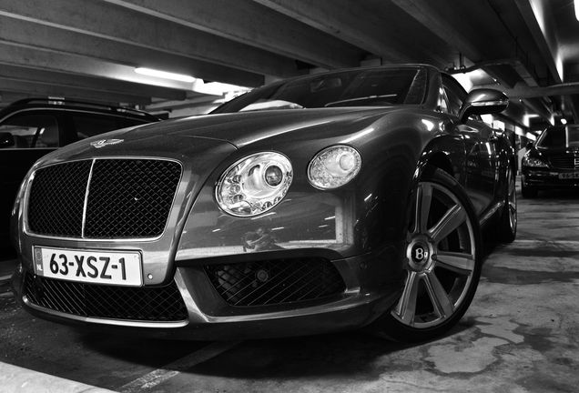 Bentley Continental GTC V8