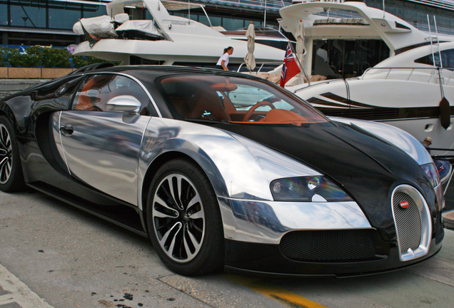 Bugatti Veyron 16.4 Sang Noir