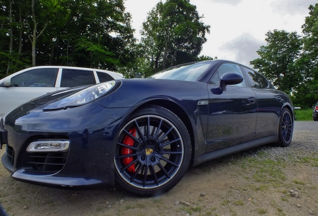 Porsche 970 Panamera GTS MkI