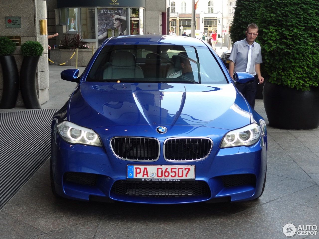 BMW M5 F10 2011