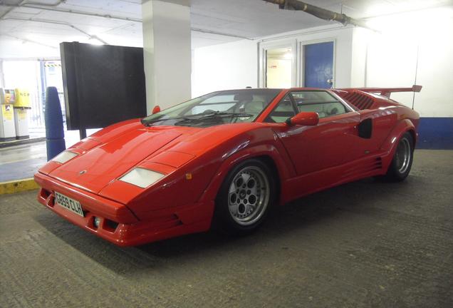 Lamborghini Countach 25th Anniversary