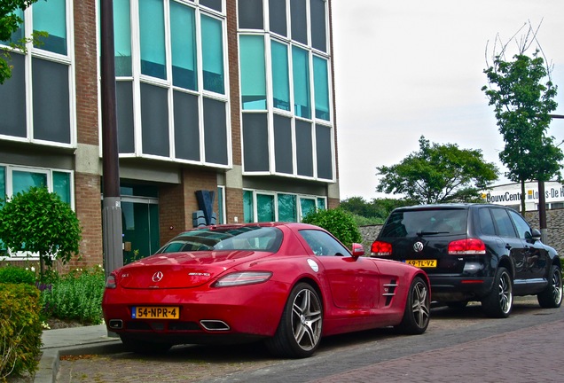 Mercedes-Benz SLS AMG