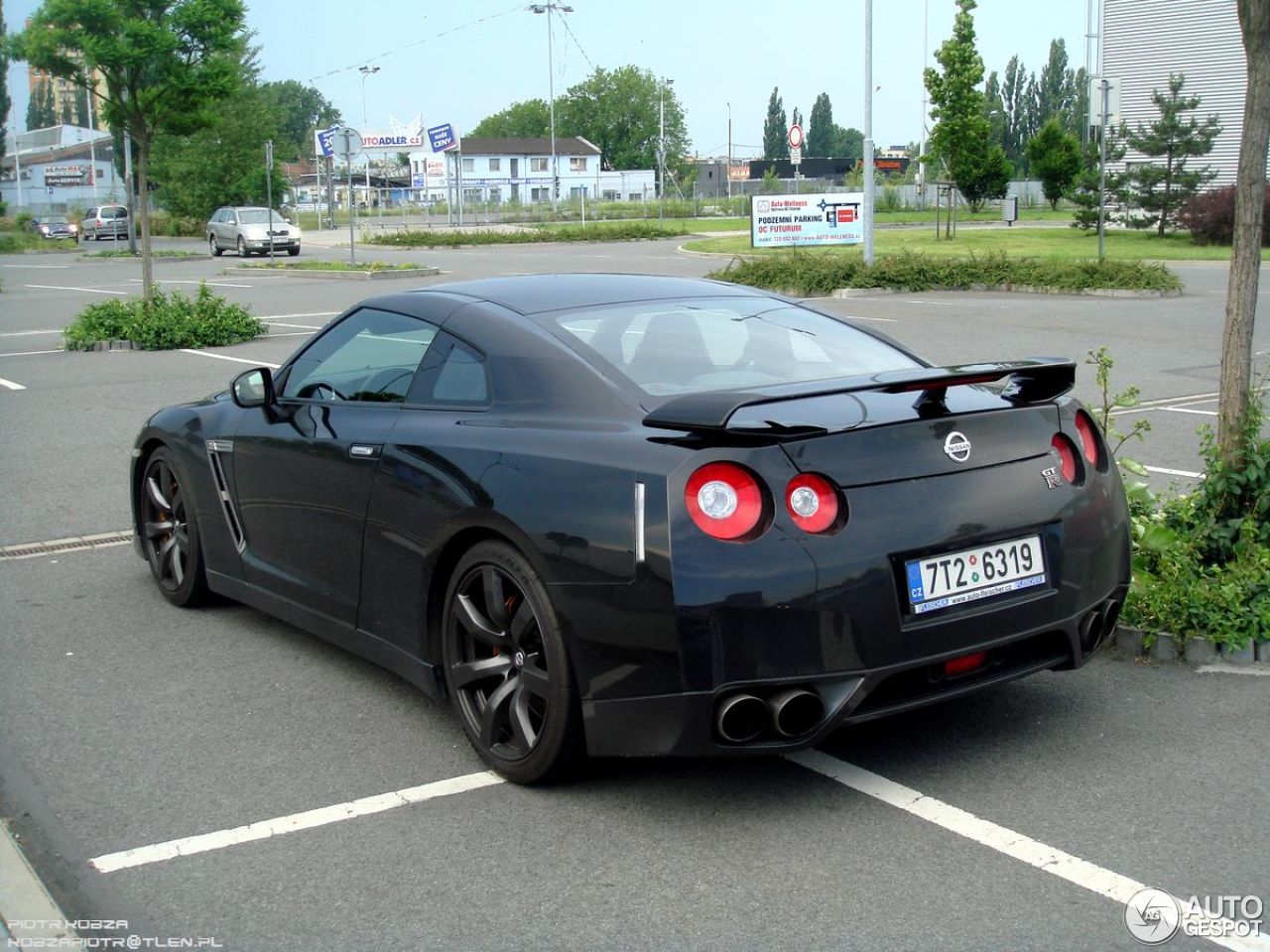 Nissan GT-R