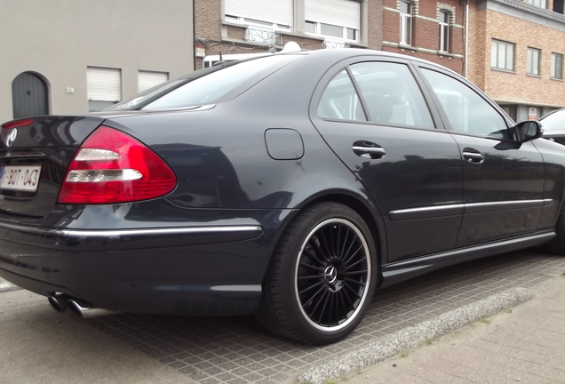 Mercedes-Benz E 55 AMG