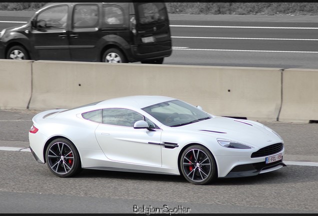 Aston Martin Vanquish 2013