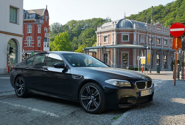 BMW M5 F10 2011