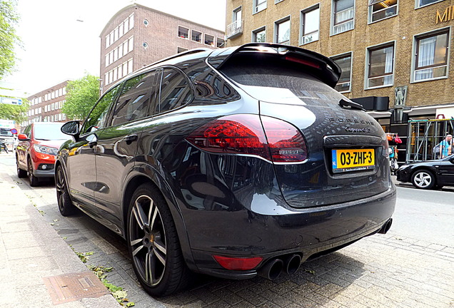 Porsche 958 Cayenne GTS