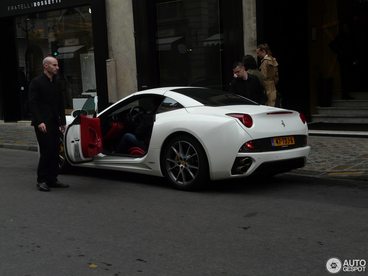 Ferrari California