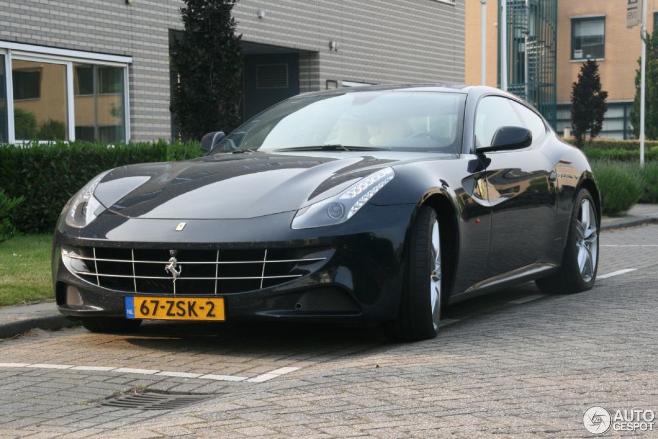 Ferrari FF