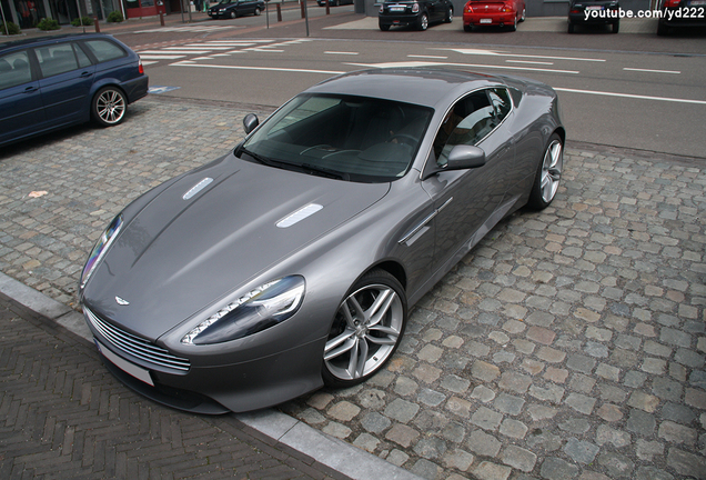 Aston Martin Virage 2011