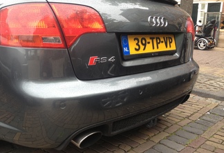 Audi RS4 Avant B7