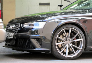 Audi RS4 Avant B8