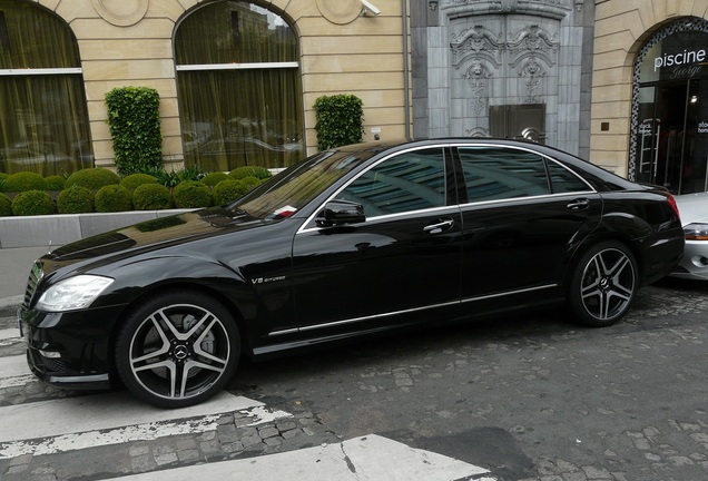 Mercedes-Benz S 63 AMG W221 2011