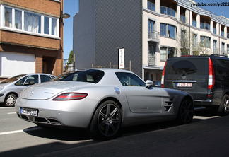 Mercedes-Benz SLS AMG