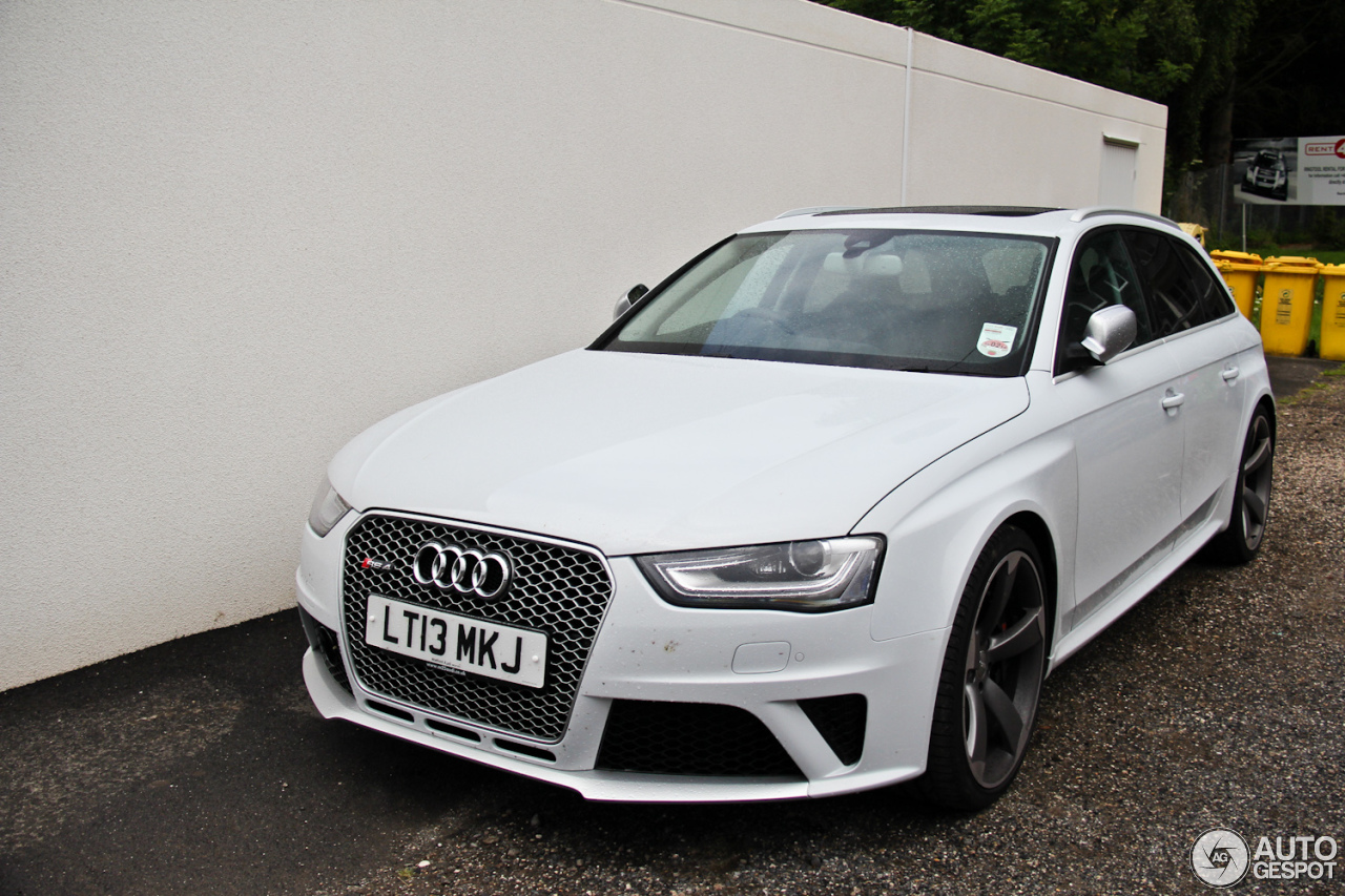 Audi RS4 Avant B8