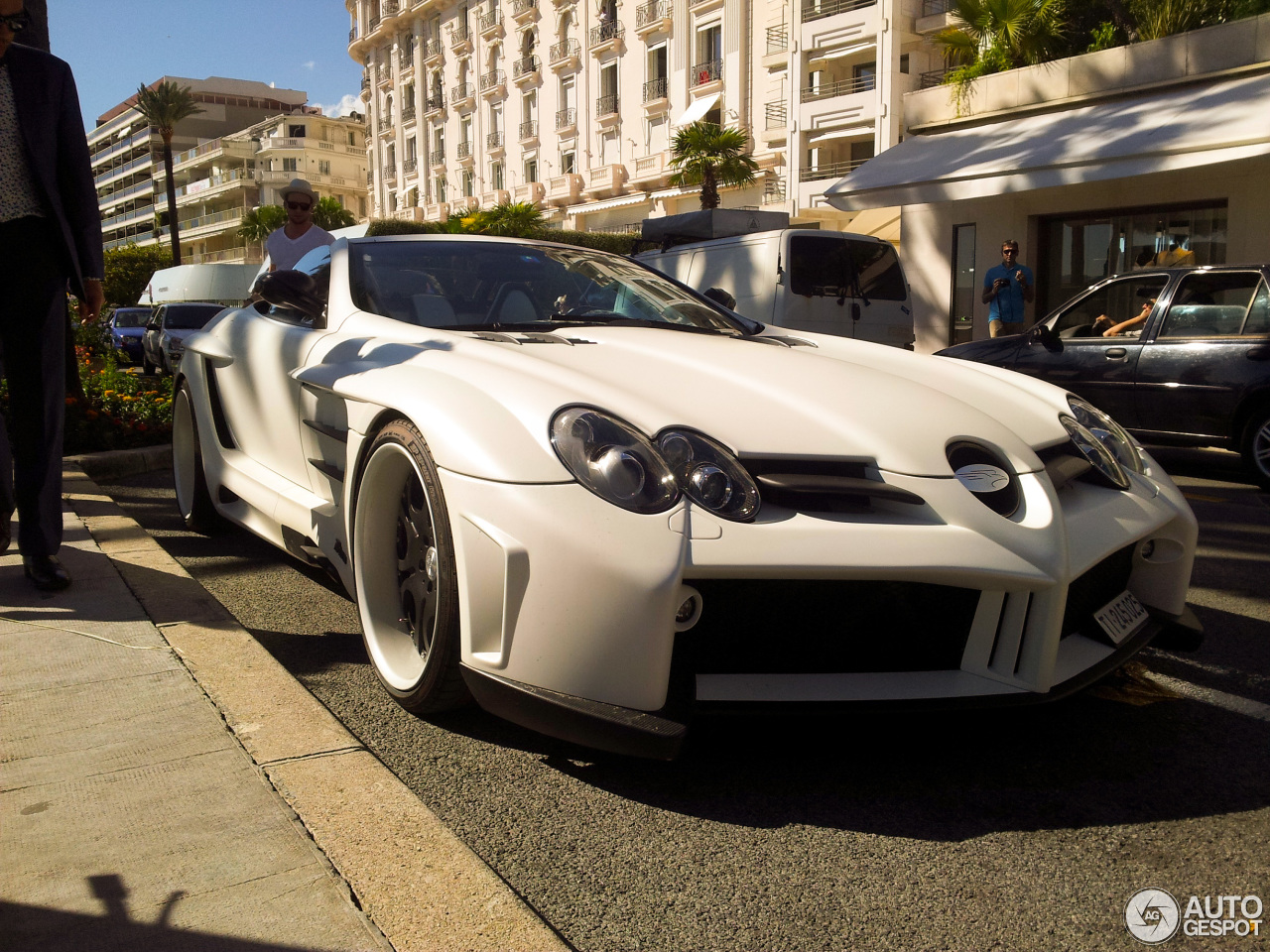 Mercedes-Benz FAB Design SLR McLaren Roadster Desire