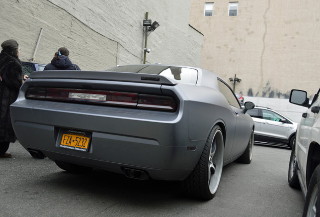 Dodge Challenger SRT-8