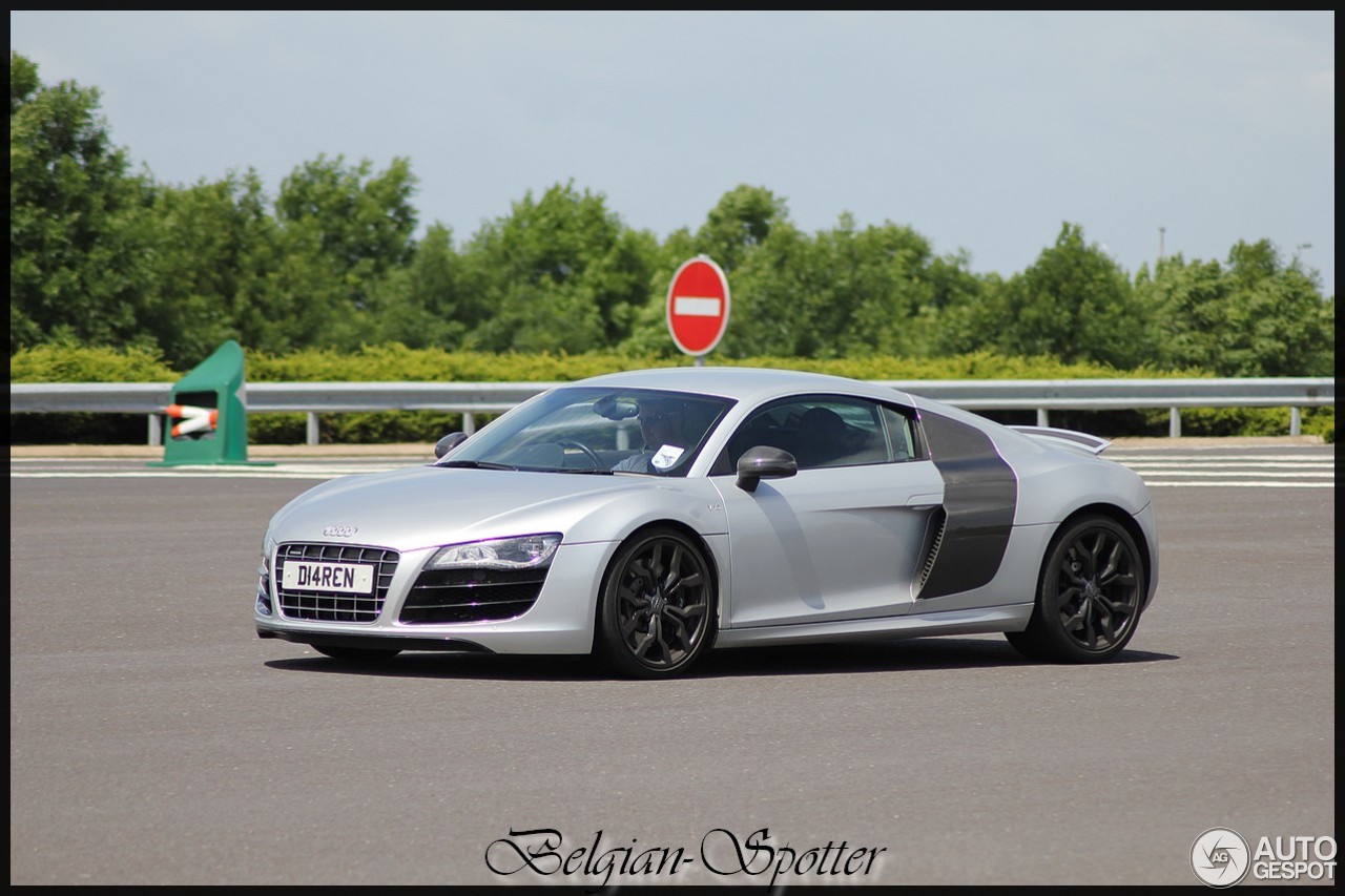 Audi R8 V10