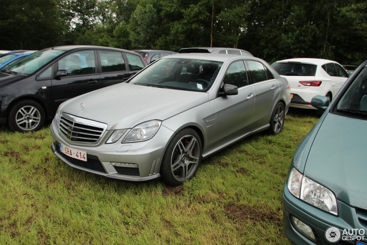 Mercedes-Benz E 63 AMG W212 V8 Biturbo