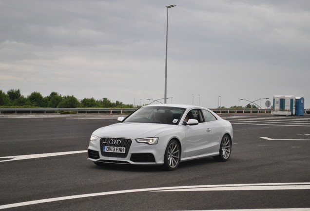 Audi RS5 B8 2012