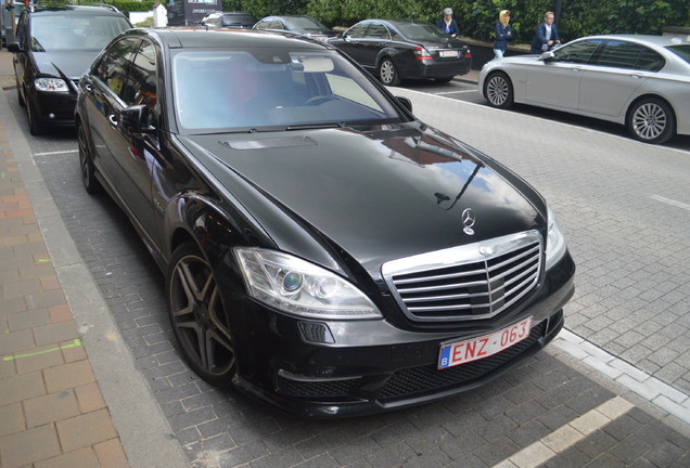 Mercedes-Benz S 63 AMG W221 2010