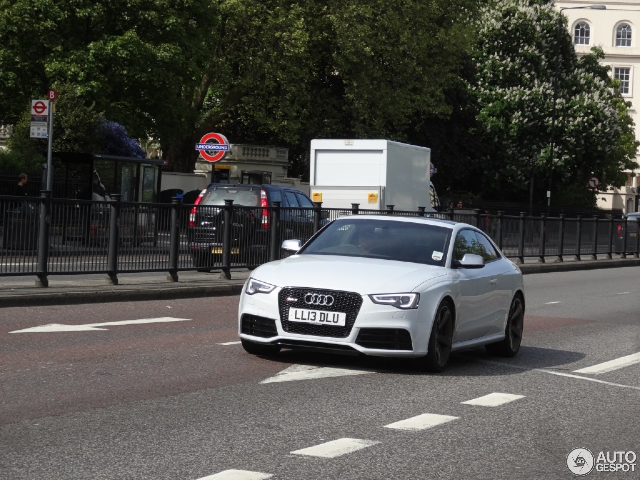 Audi RS5 B8 2012