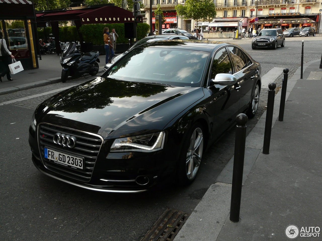 Audi S8 D4