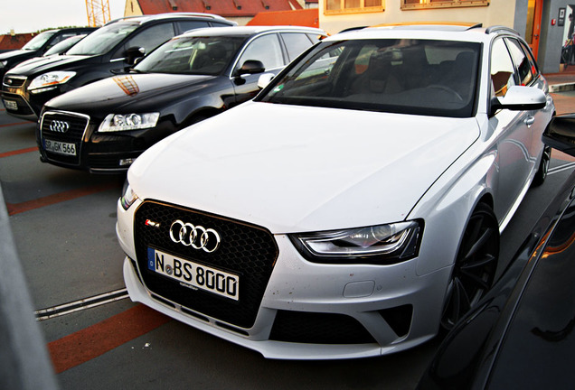 Audi RS4 Avant B8