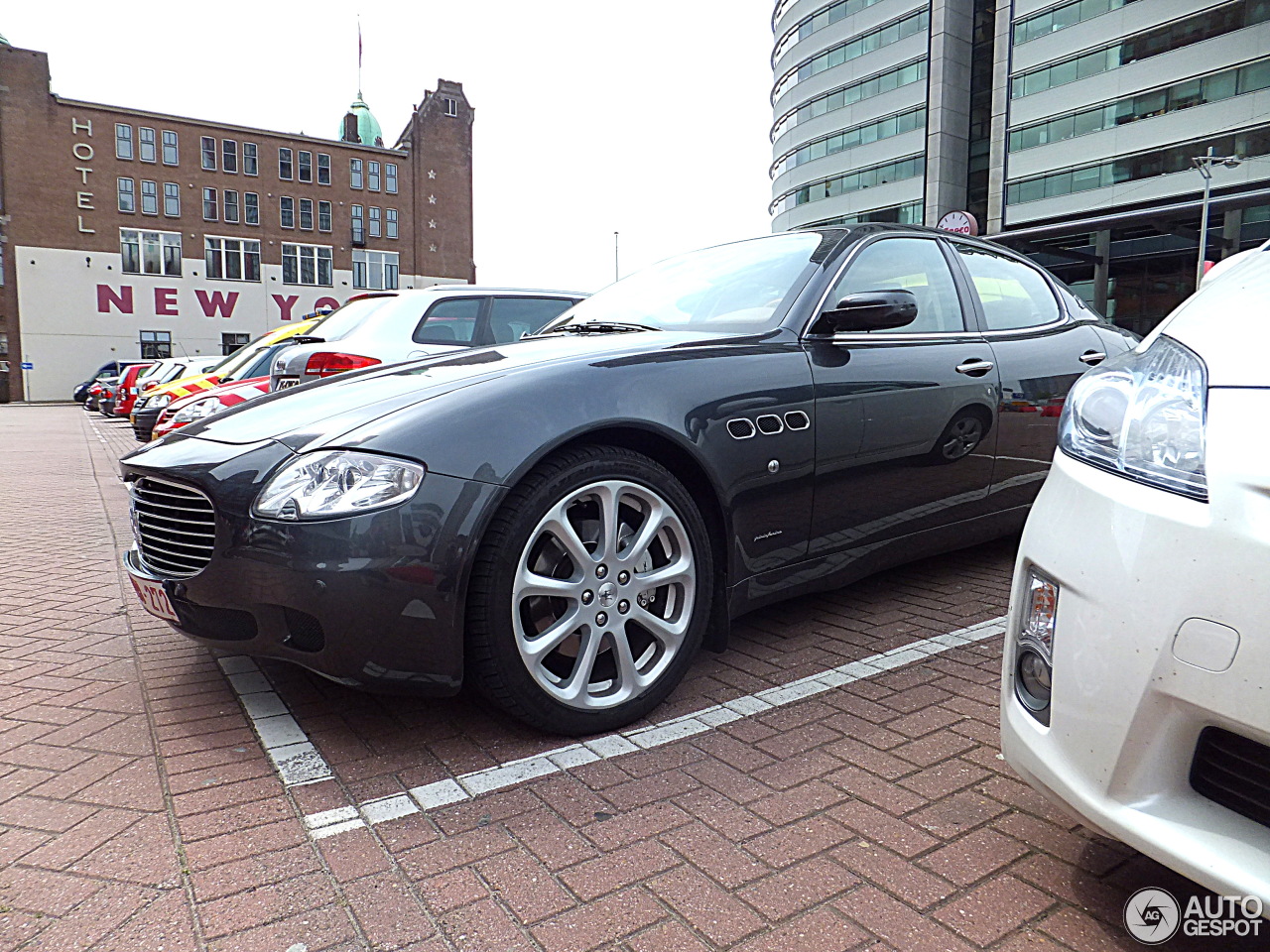 Maserati Quattroporte