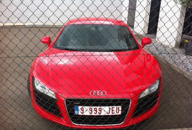 Audi R8