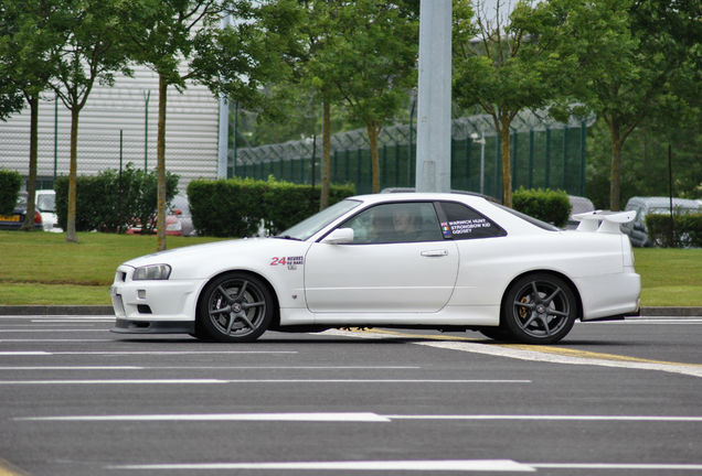 Nissan Skyline R34 GT-R