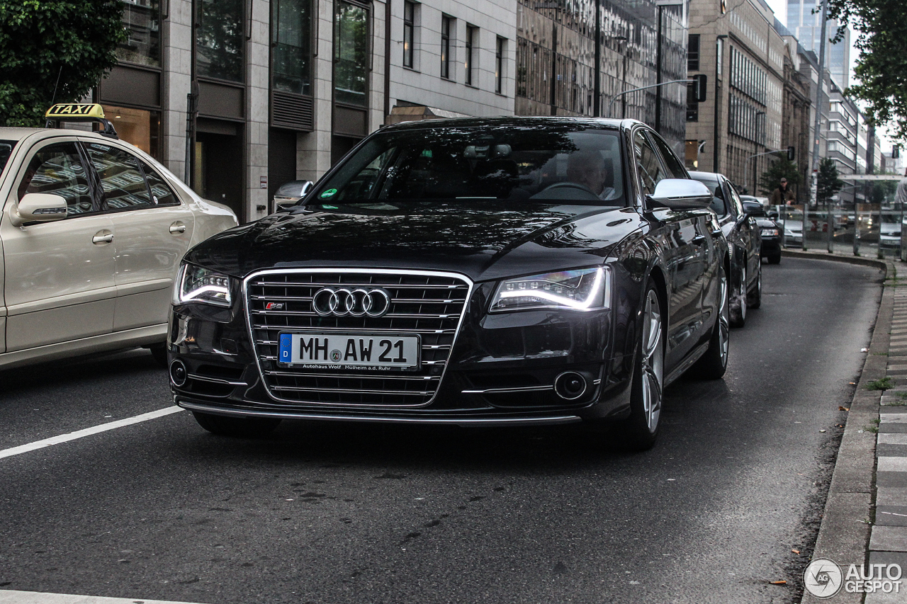 Audi S8 D4