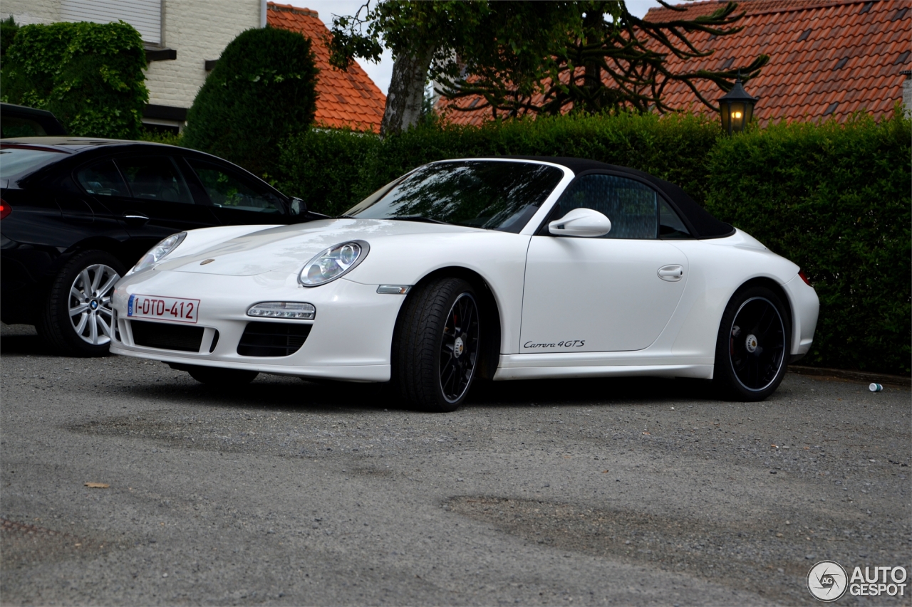 Porsche 997 Carrera 4 GTS Cabriolet