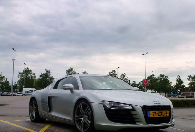 Audi R8