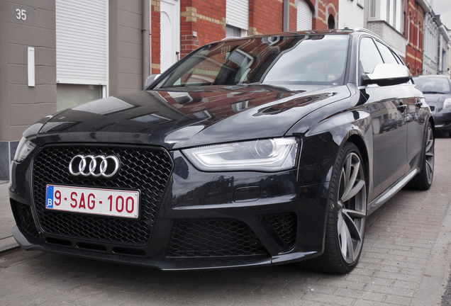 Audi RS4 Avant B8