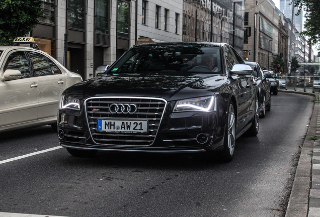 Audi S8 D4