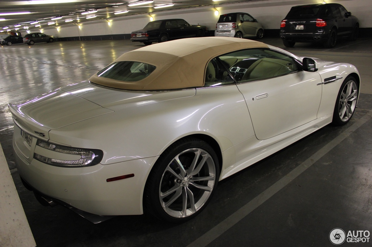 Aston Martin DBS Volante