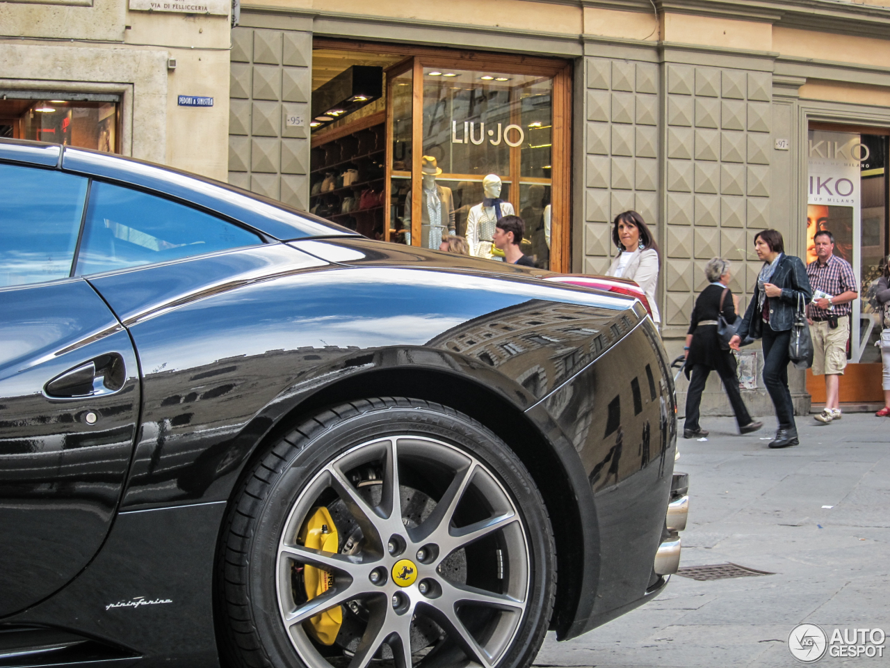 Ferrari California